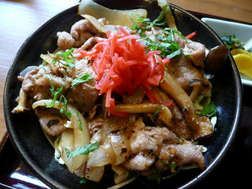 道の駅桜ん坊豚丼