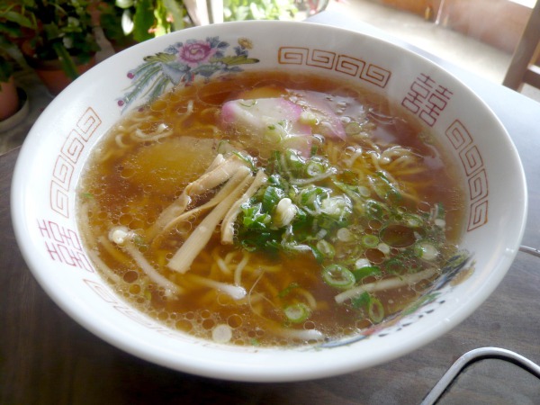 ふけた食堂
