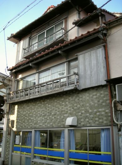木造３Ｆの建物