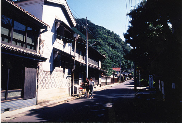 根雨宿