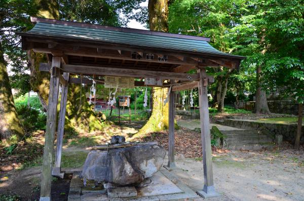 三朝神社