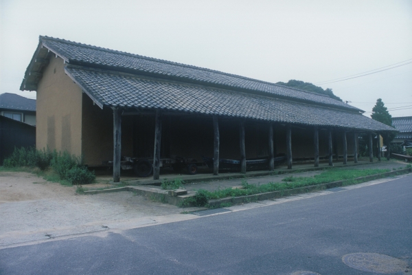 橋津の藩倉