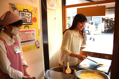 橘香堂 むらすずめ手焼き体験
