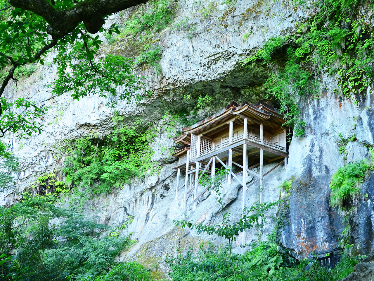 三徳山三佛寺投入堂