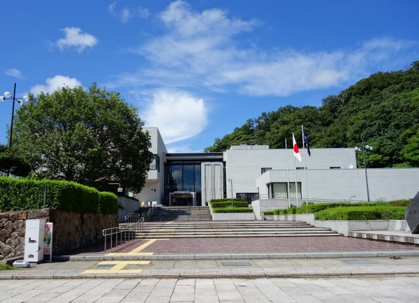 鳥取県立博物館