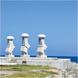 波しぐれ三度笠